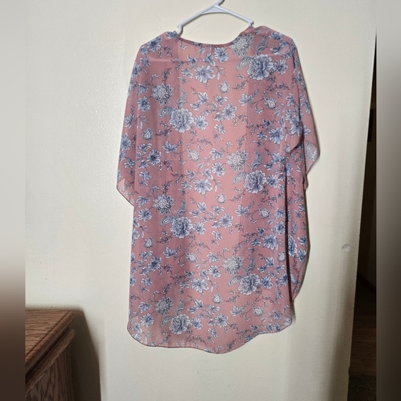 Emory Park Pink Floral Camisole - Picture 3 of 3